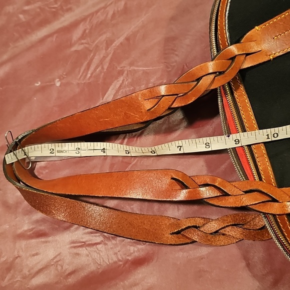 Dooney & Bourke canvas bag ..black. great condition! - Picture 10 of 10